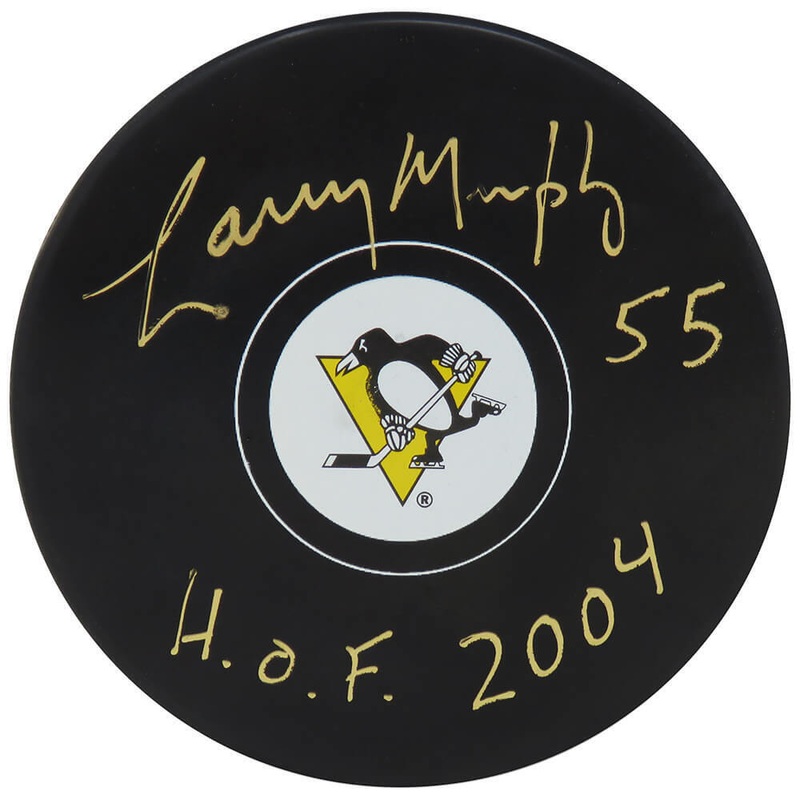 Larry Murphy Signed Penguins Logo Hockey Puck w/HOF 2004 (In Gold)(SCHWARTZ COA)