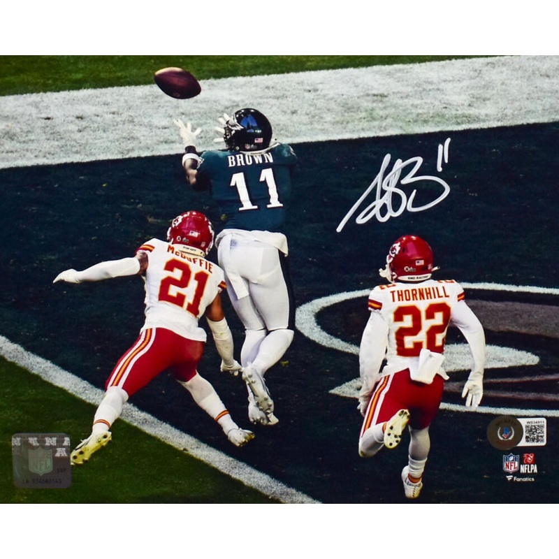 AJ Brown Autographed Eagles 8×10 Super Bowl TD Photo-Beckett W Hologram *White