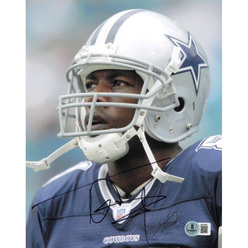 Terrell Owens Autographed 8×10 Photo Dallas Cowboys Beckett BAS QR #BS12876