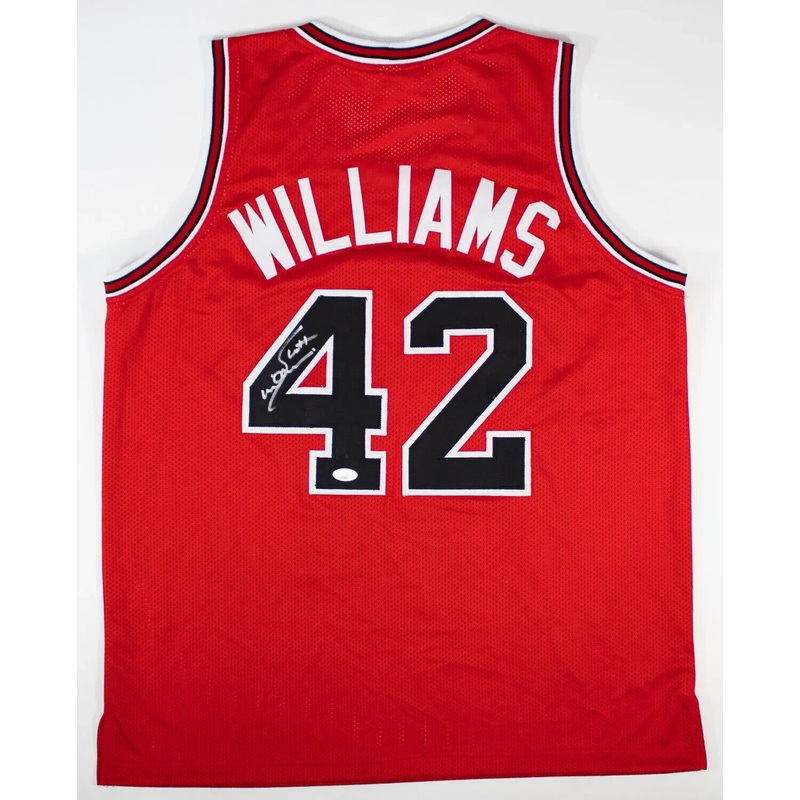 Scott Williams Signed Chicago Bulls Jersey (JSA COA) UNC Center