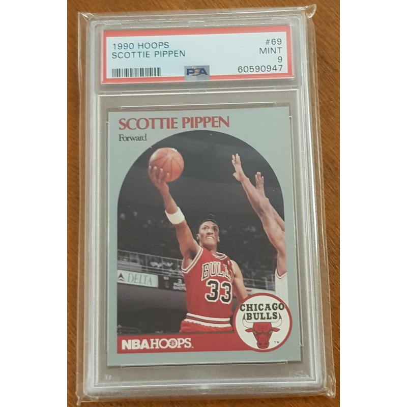 1990 NBA Hoops Scottie Pippen #69 PSA 9 Trading Card
