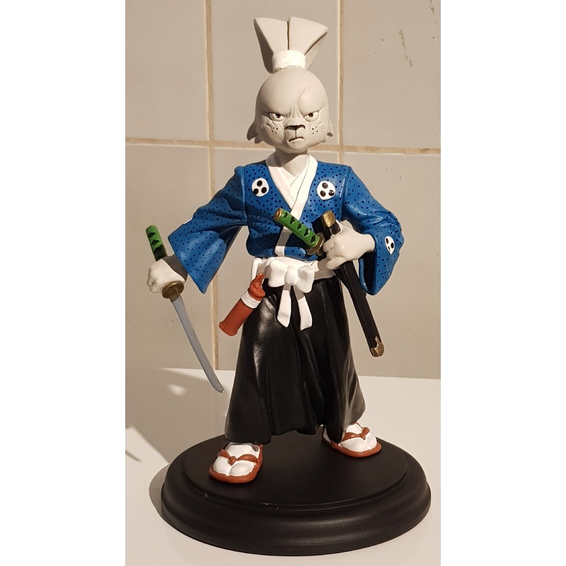 Usagi Yojimbo 25th Year Anniversary 10 Miyamoto Usagi Limited Edition Statue