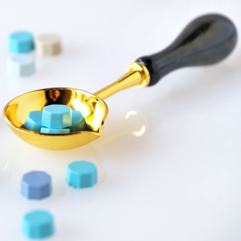Bee Creative – Wax Melting Spoon