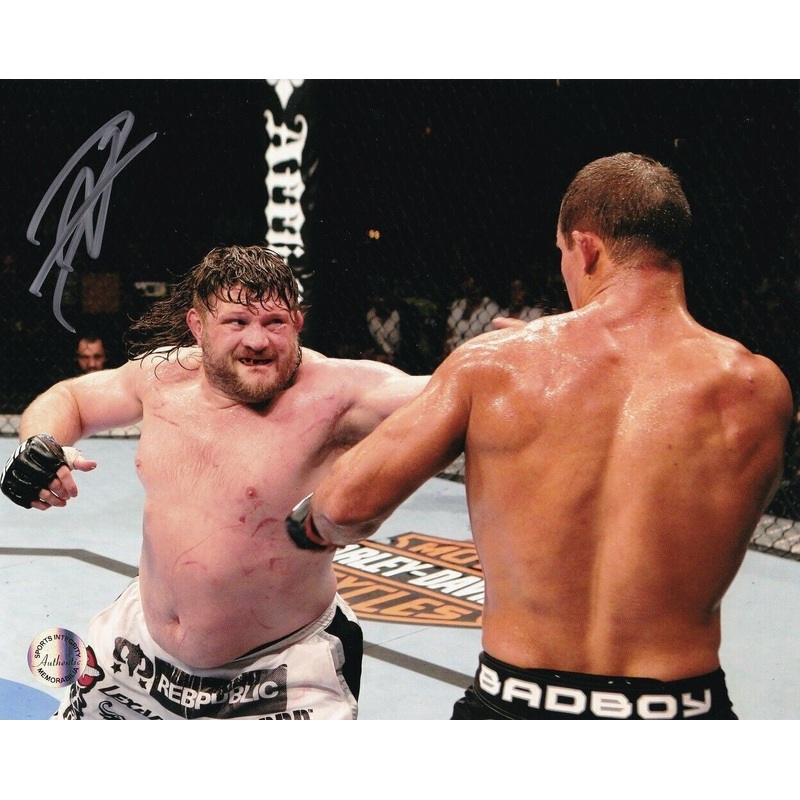 Roy Nelson Signed 8×10 UFC Photo vs Brendan Schaub SI