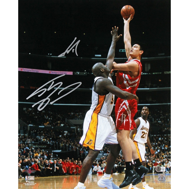Shaquille O’Neal & Yao Ming Authentic Signed 16×20 Vertical Photo BAS Witnessed
