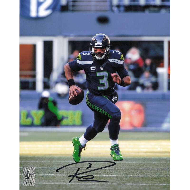 Russell Wilson Autographed Signed 8×10 Photo Seattle Seahawks RW Holo #64002