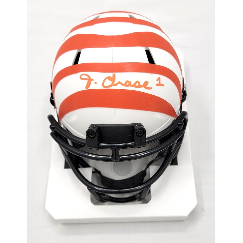 Ja’Marr Chase Autographed Cincinnati Bengals Lunar Eclipse Mini Helmet Beckett