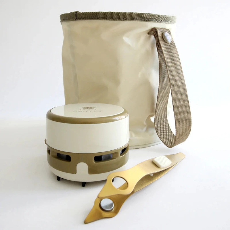Anna Griffin Mini Battery Vacuum, Scrap Can And Magnetic Tweezers