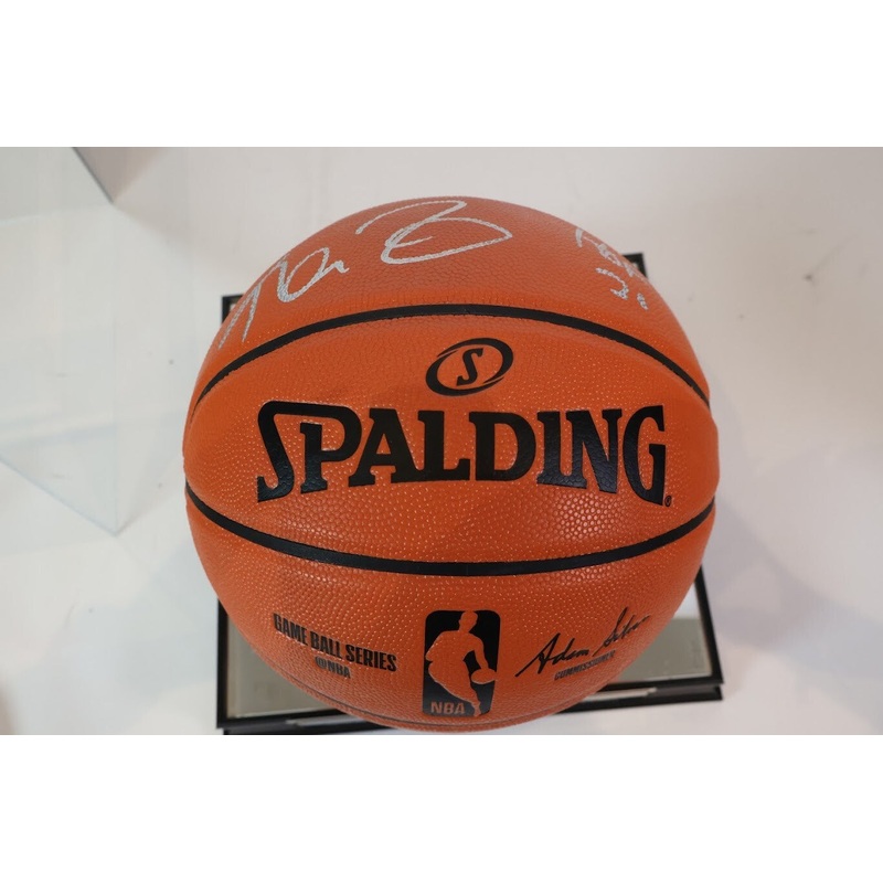 Kevin Garnett Autographed Spalding Basketball w/ Inscription and Case Fanatics