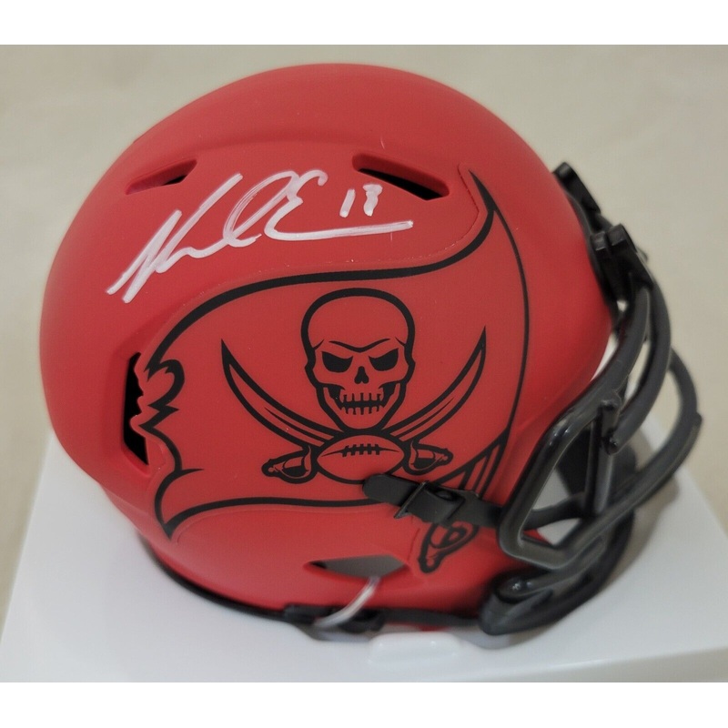 MIKE EVANS SIGNED TAMPA BAY BUCCANEERS RAVE SPEED MINI HELMET BECKETT QR