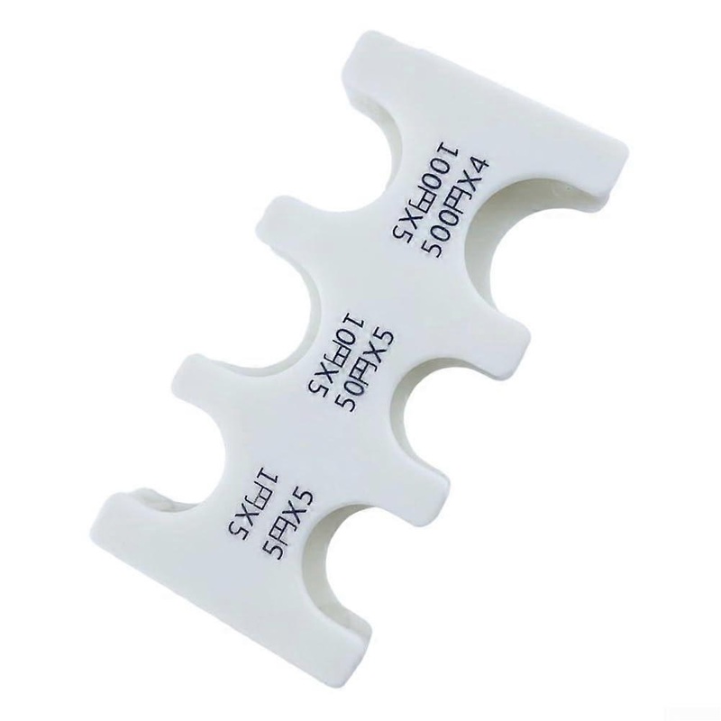 Pocket Size Coin Holder for Japan to store up to 29 coins with this efficient dispenser pocket design (White)