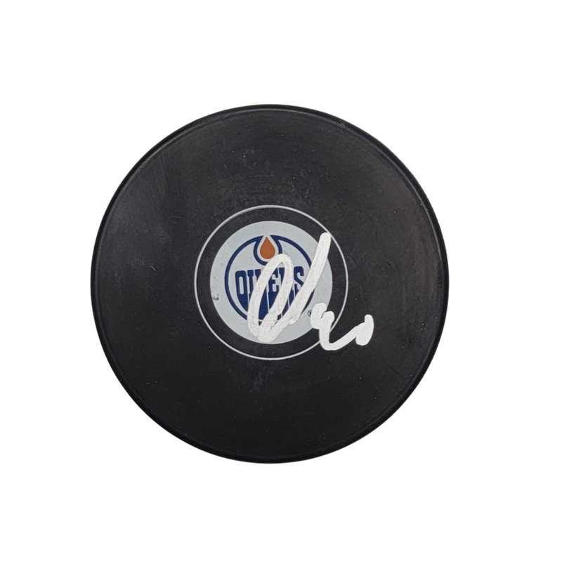Corey Perry Autographed Edmonton Oilers Logo Hockey Puck Beckett Authenticated