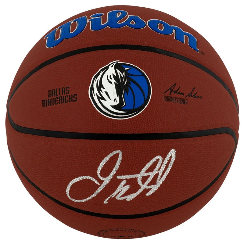 Jason Kidd Signed Dallas Mavericks Logo Wilson NBA Basketball – (SCHWARTZ COA)