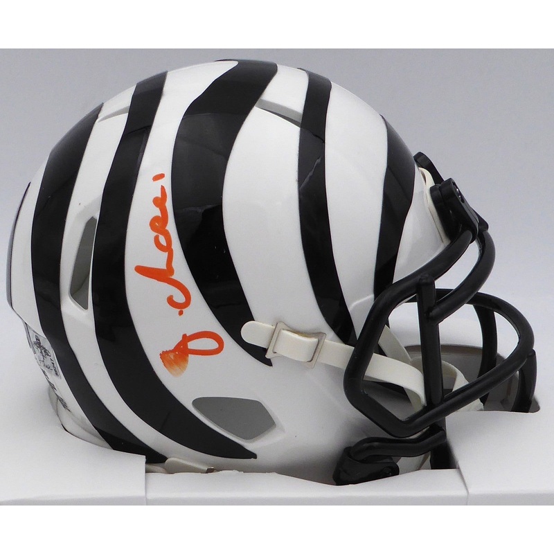 Ja’Marr Chase Autographed Bengals Alt White Speed Mini Helmet (Smudged) Beckett
