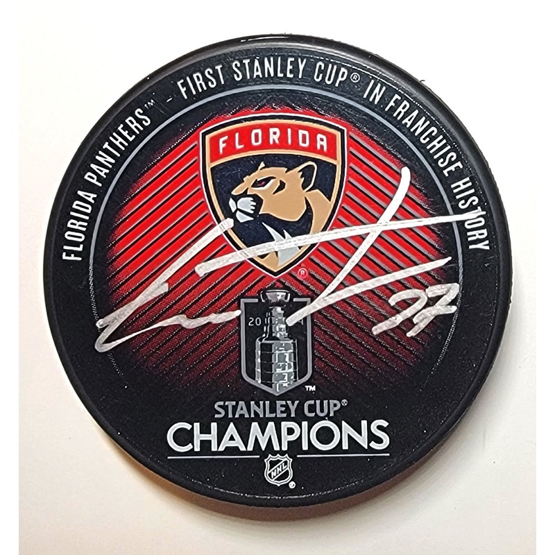 Eetu Luostarinen Signed Florida Panthers 2024 Stanley Cup Champions Puck Beckett