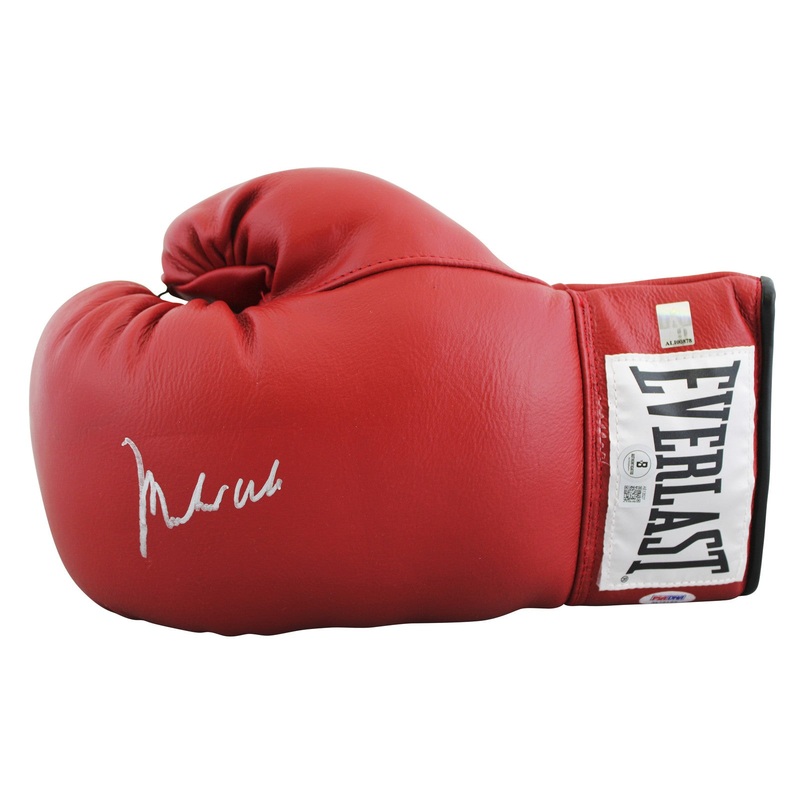 Muhammad Ali Authentic Signed Red Everlast Boxing Glove BAS LOA #AE13527