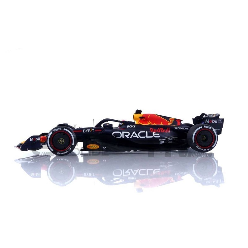 Oracle Red Bull Racing RB19 No.1 Oracle Red Bull Racing – Winner Bahrain GP 2023 – Max Verstappen – 1:18 Scale Resin Model Car