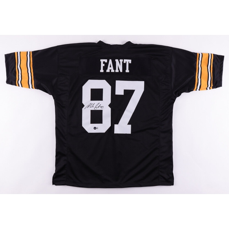 Noah Fant Signed Iowa Hawkeyes Jersey (Beckett) Seattle Seahawks Tight End