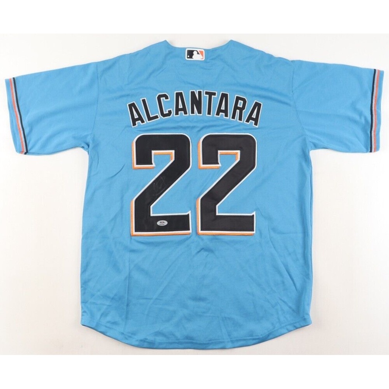 Sandy Alcantara Signed Miami Marlins Jersey (PSA COA) 2022 N.L. Cy Young Award