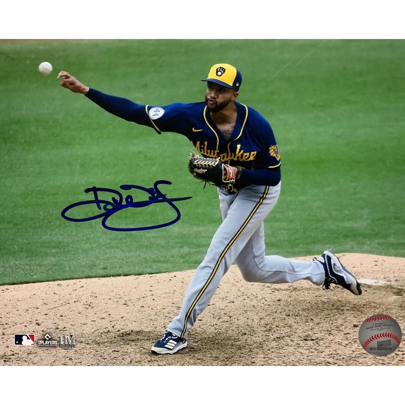 Brewers DEVIN WILLIAMS Signed 8×10 Photo #7 AUTO – 2020 NL Rookie of the Year