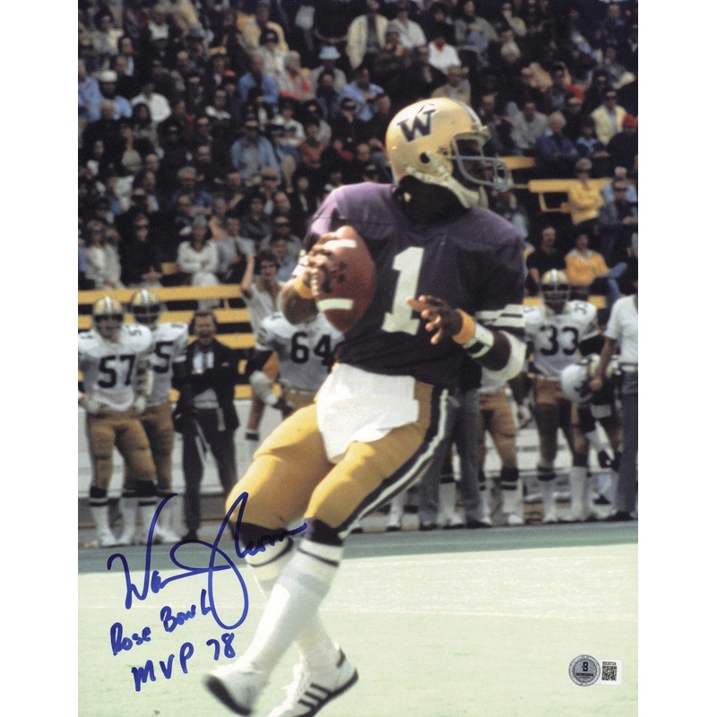 Warren Moon Autographed 11×14 Photo Washington Rose Bowl MVP 78 Beckett SB30724