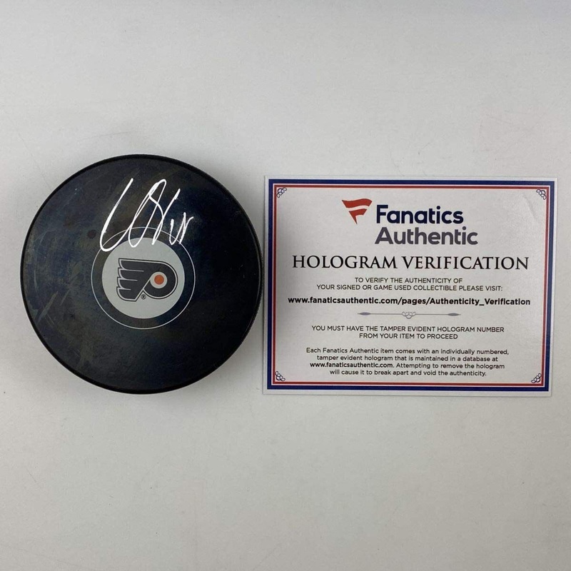 Autographed/Signed CLAUDE GIROUX Philadelphia Flyers Hockey Puck Fanatics COA