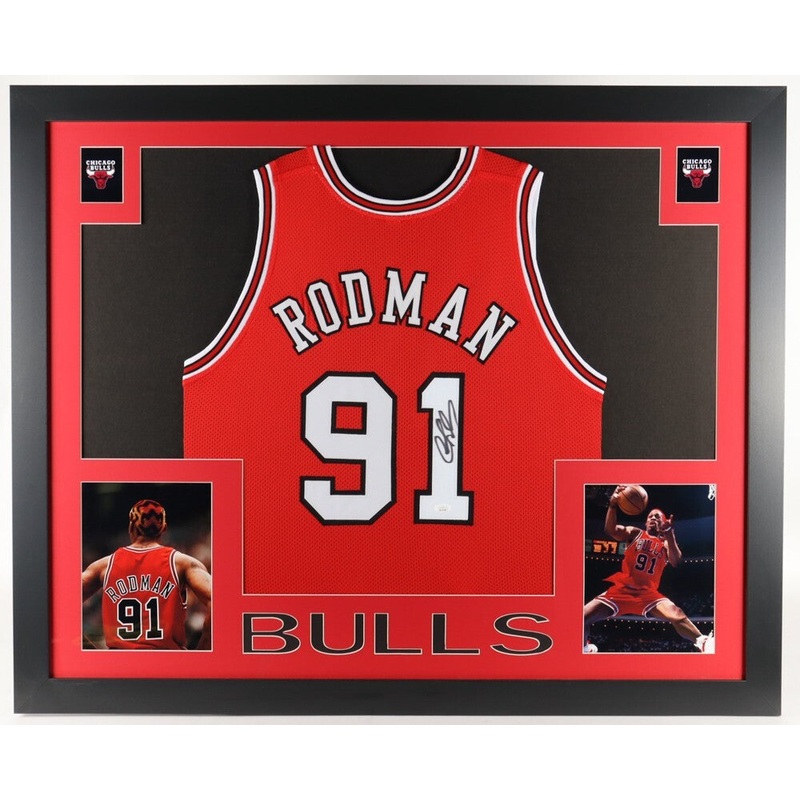 Dennis Rodman Signed Chicago Bulls Framed Jersey Display (JSA) 5xNBA Champ frwd.