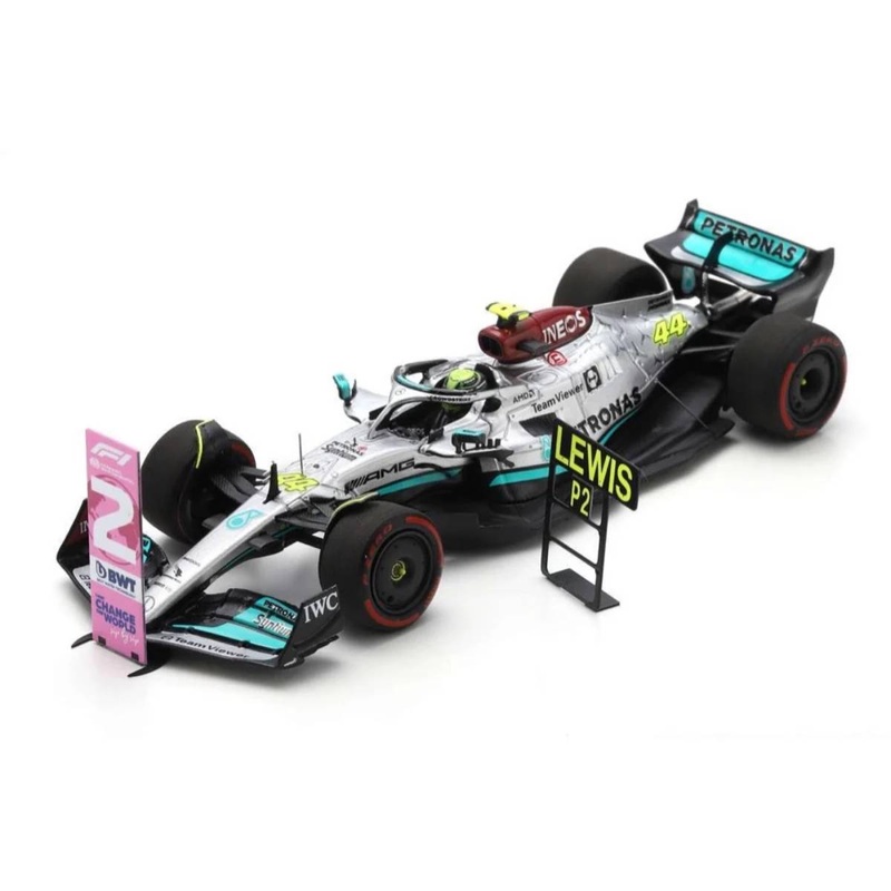 Mercedes-AMG Petronas F1 W13 E Performance No.44 Mercedes-AMG Petronas F1 Team – 2nd Brazilian GP 2022 – Lewis Hamilton.  (With pit and number board) – 1:43 Scale Resin Model Car