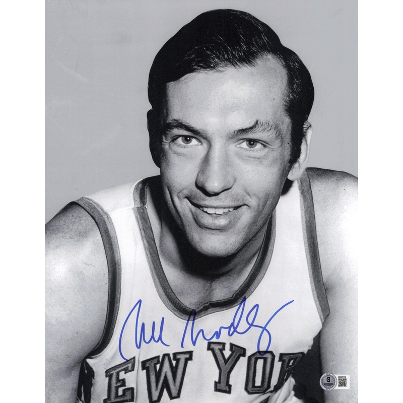 Bill Bradley Autographed 11×14 Photo New York Knicks Beckett BAS QR #SB30719