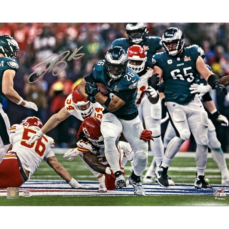 Saquon Barkley Signed 16×20 Philadelphia Eagles Super Bowl 59 Photo PSA/DNA