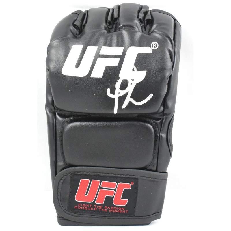 Paige VanZant Autographed UFC Glove – Beckett Hologram