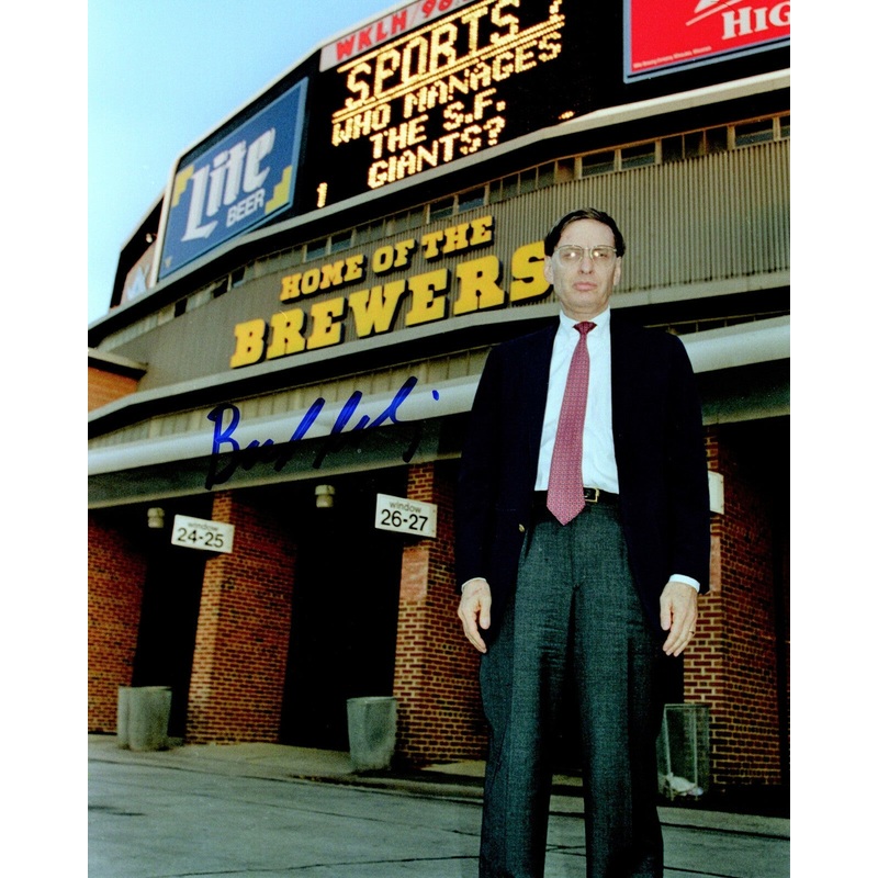 Brewers Commish BUD SELIG Signed 16×20 Photo #1 AUTO – HOF 2017 – JSA
