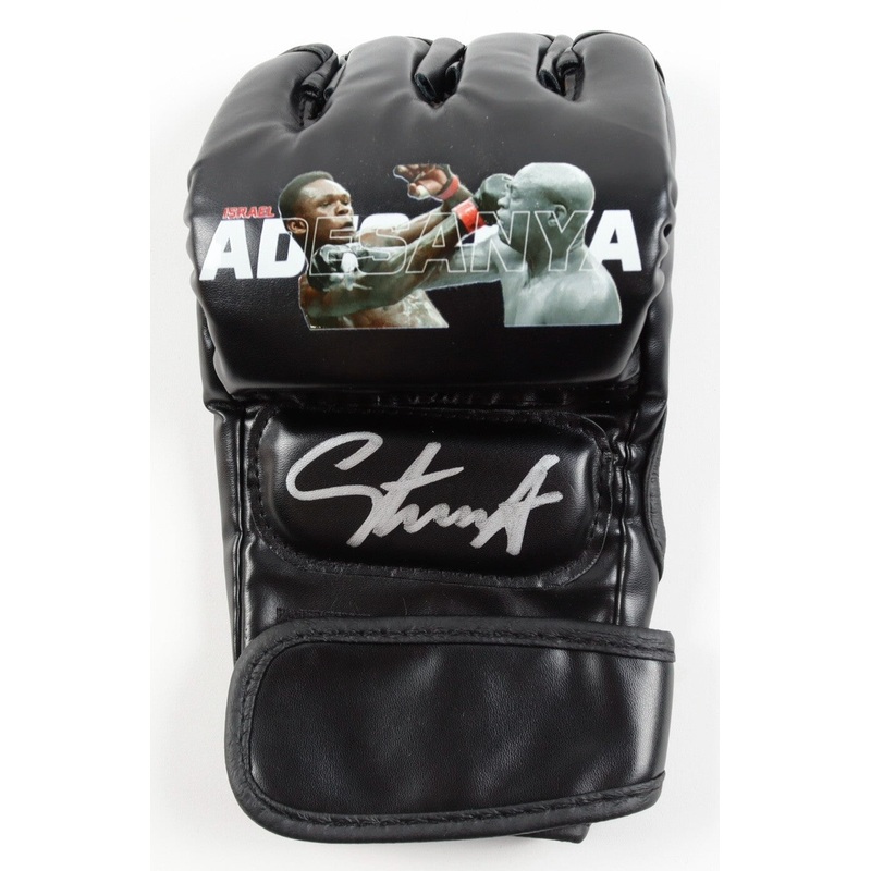Israel Adesanya Signed UFC Glove (Beckett) MMA Record 24-5 / Middleweight Champ