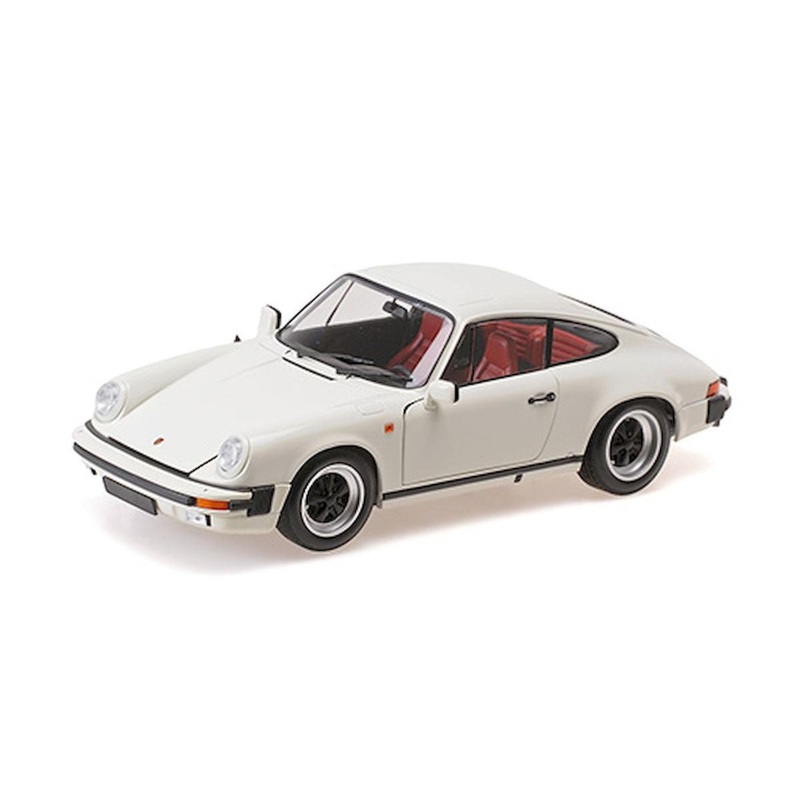 PORSCHE 911 CARRERA COUPE 3.2 – 1983 – WHITE – 1:18 Scale Diecast Model Car